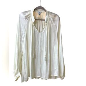 Crown & Ivy blouse relaxed, kimono style, ivory, long sleeves, Polyester size L